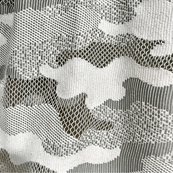 Koral Gray Camo Mesh Full Zip Hooded Jacket (XS) - Picture 7 of 10